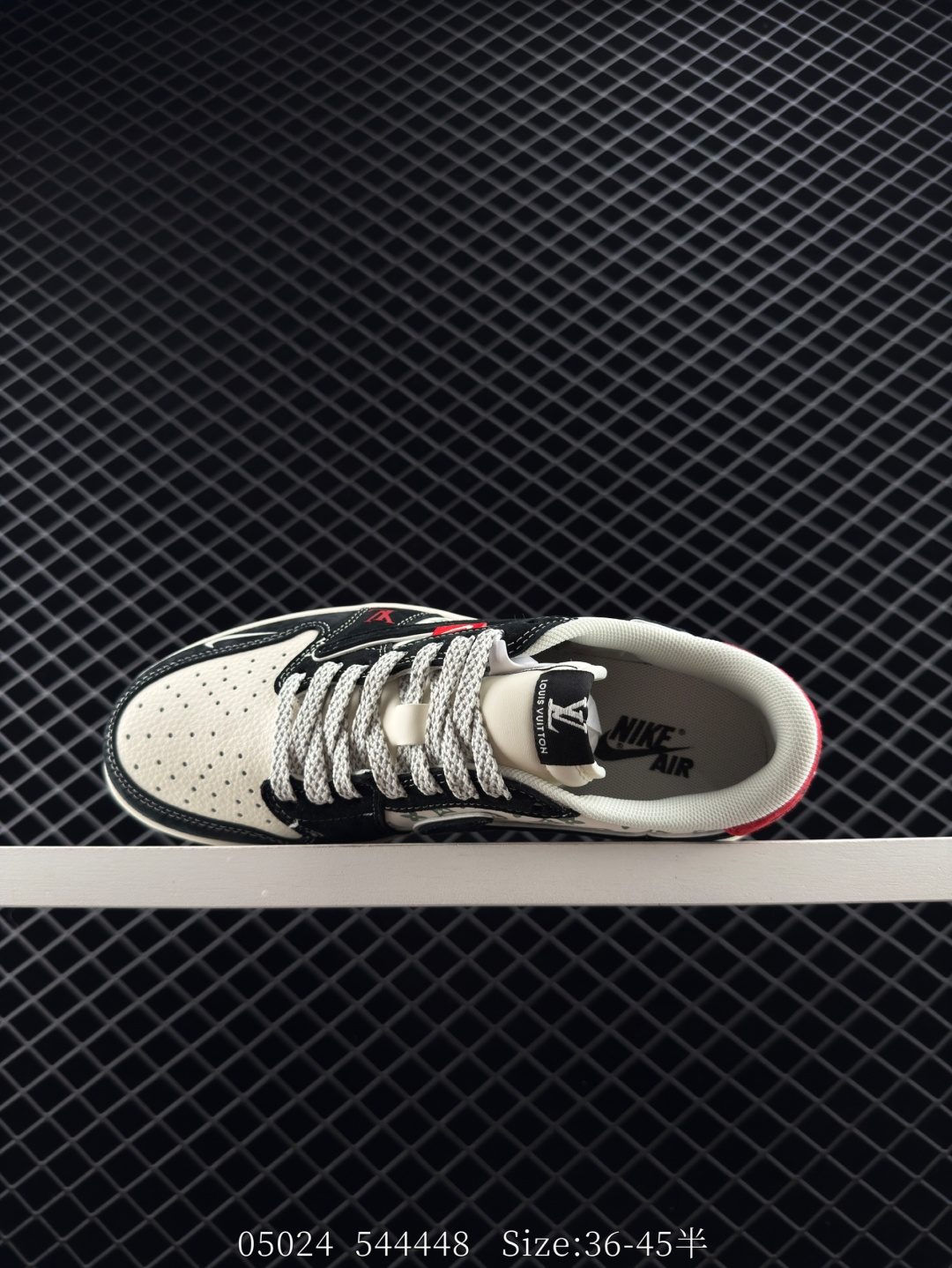 Travis Scott x Air Jordan 1 ” Reverse Mocha “